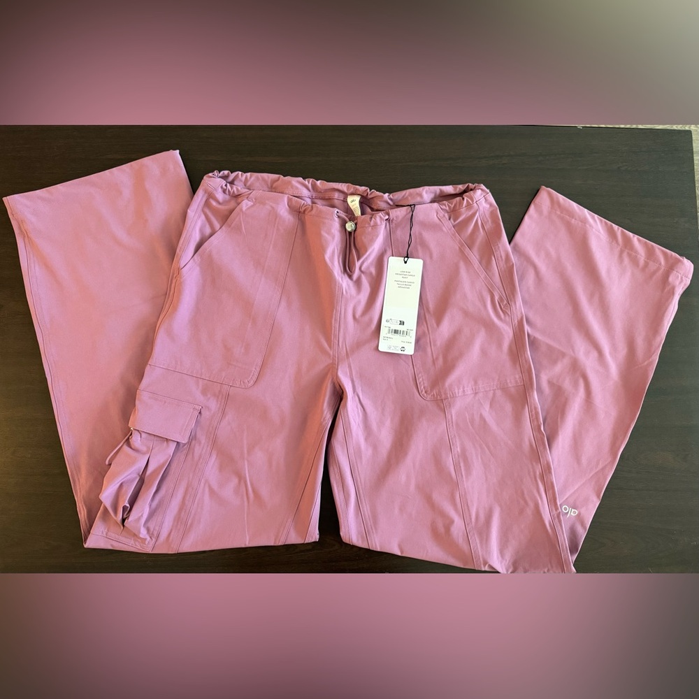 Alo Low Rise Megastar Cargo Pant